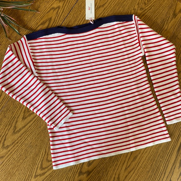 Vineyard Vines Tops - NWT Vineyard Vines women sweater